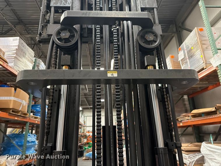 image for item FT3020 2018 UniCarriers BXC40N forklift