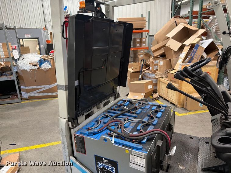 image for item FT3020 2018 UniCarriers BXC40N forklift