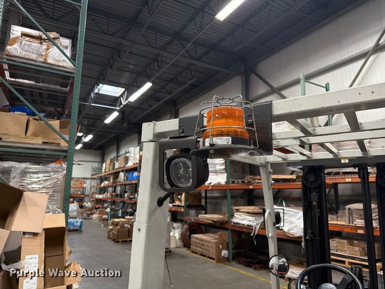 image for item FT3020 2018 UniCarriers BXC40N forklift