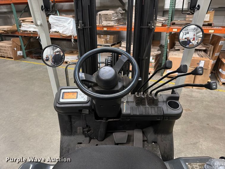 image for item FT3020 2018 UniCarriers BXC40N forklift