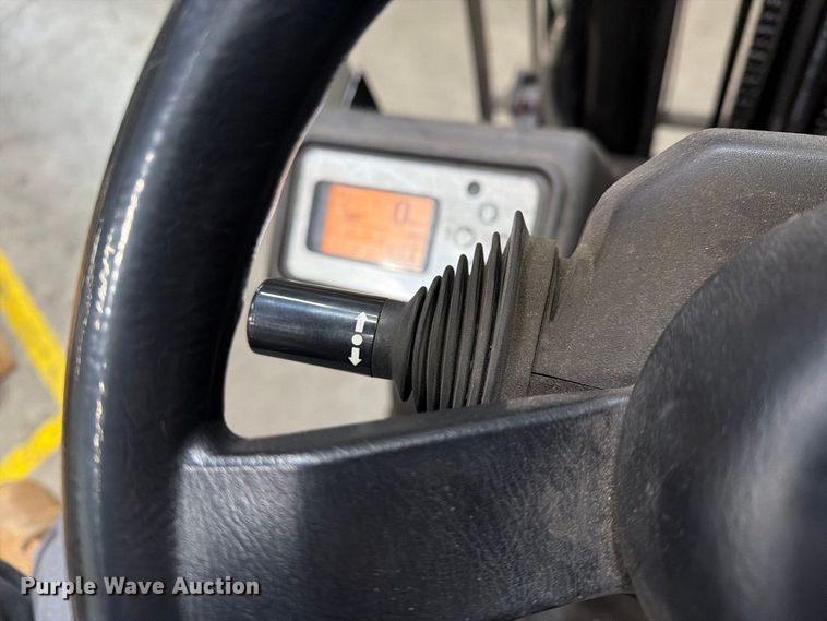 image for item FT3020 2018 UniCarriers BXC40N forklift