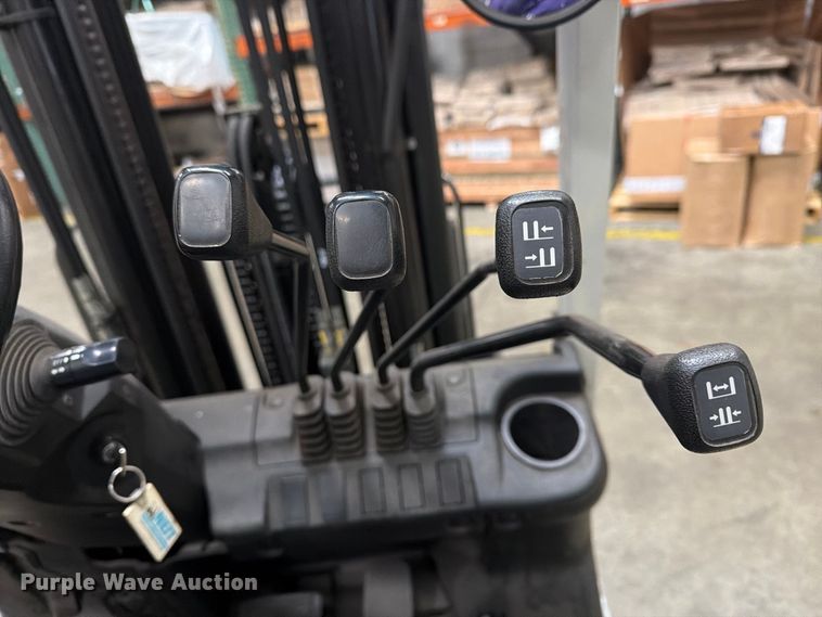 image for item FT3020 2018 UniCarriers BXC40N forklift