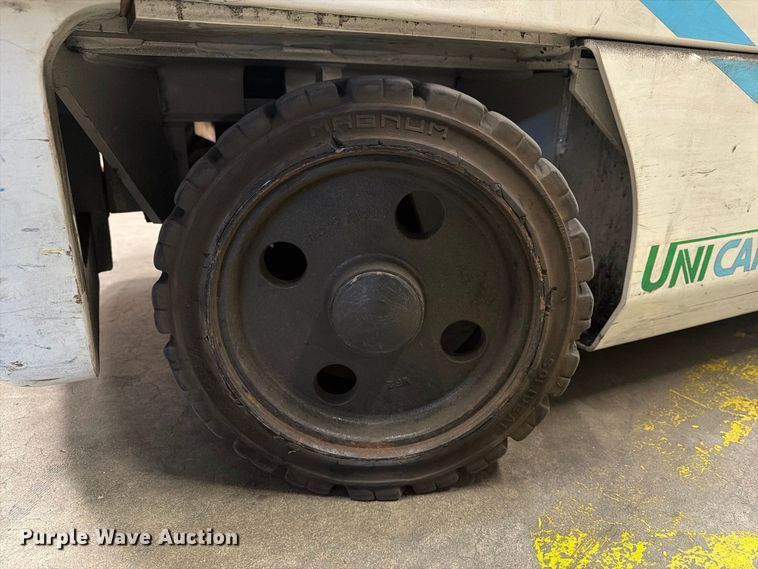 image for item FT3020 2018 UniCarriers BXC40N forklift