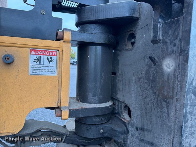image for item FT3021 2018 Bendi B40AC forklift