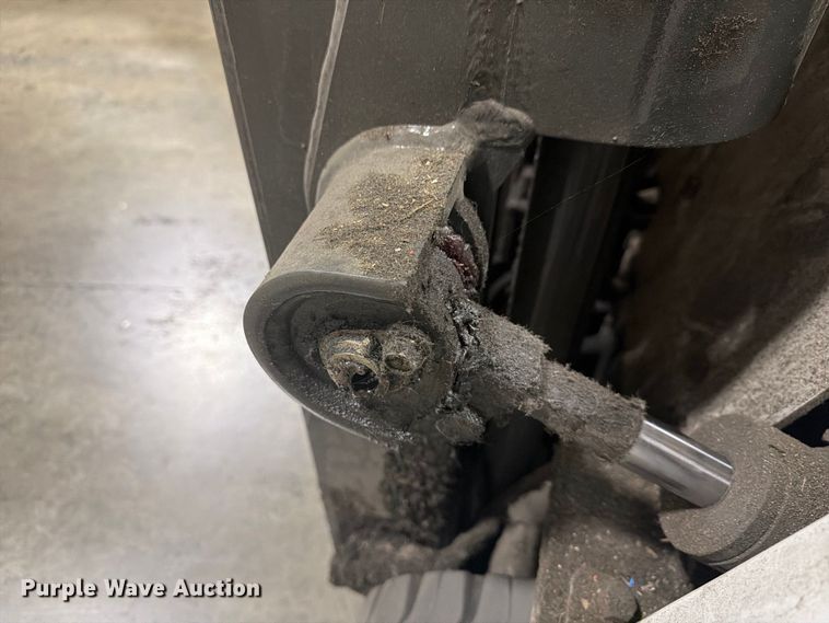 image for item FT3023 2015 Nissan A1N1L15V forklift