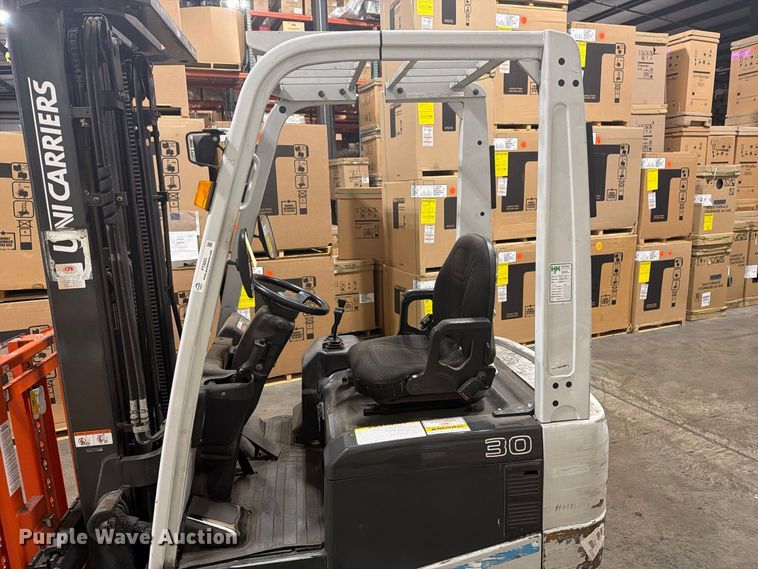 image for item FT3023 2015 Nissan A1N1L15V forklift