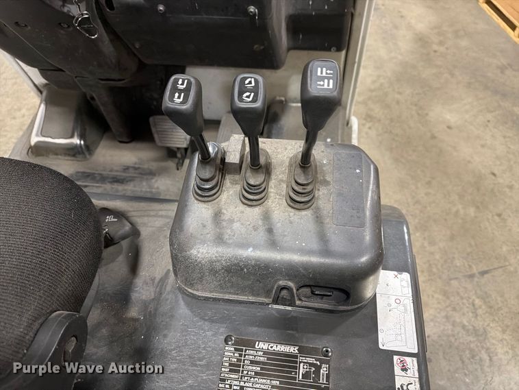 image for item FT3023 2015 Nissan A1N1L15V forklift
