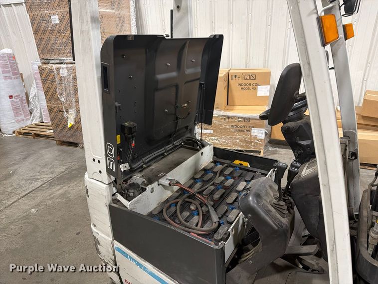 image for item FT3023 2015 Nissan A1N1L15V forklift