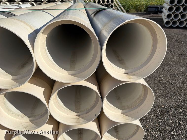image for item FT6392 (32) pieces of truss pipe 