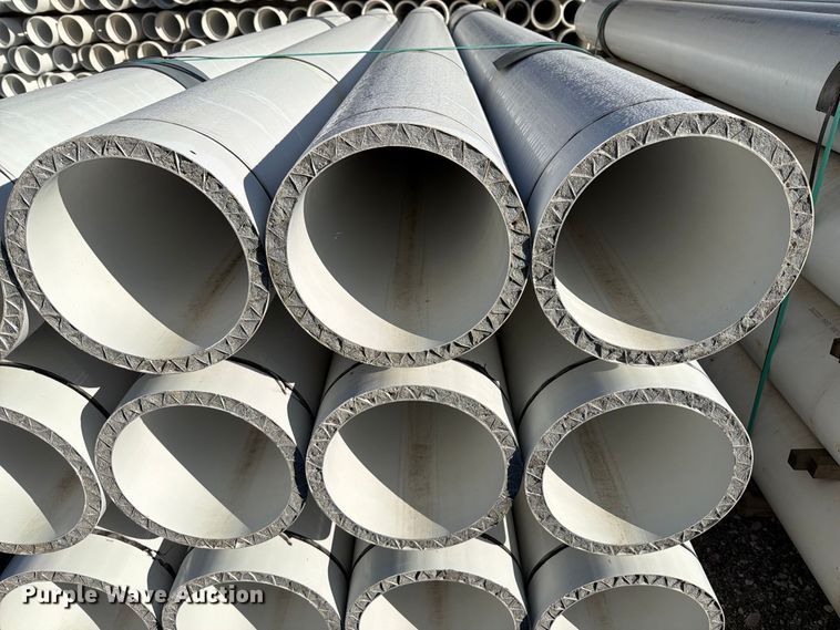 image for item FT6392 (32) pieces of truss pipe 