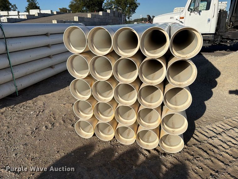 image for item FT6393 (70) pieces of truss pipe 