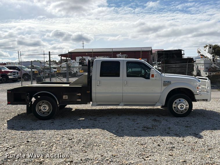 image for item FT6421 2008 Ford F550 Super Duty Crew Cab flatbed truck