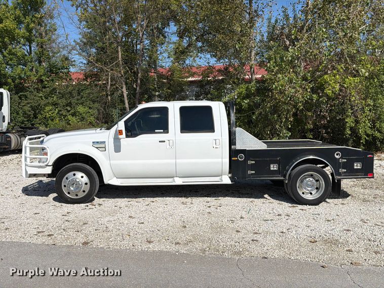 image for item FT6421 2008 Ford F550 Super Duty Crew Cab flatbed truck