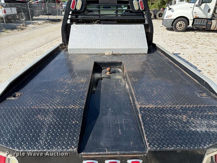 image for item FT6421 2008 Ford F550 Super Duty Crew Cab flatbed truck