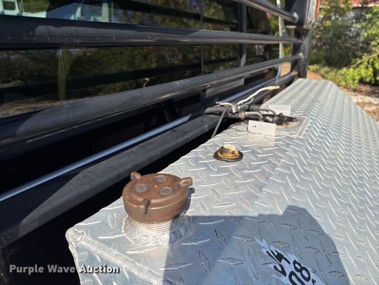 image for item FT6421 2008 Ford F550 Super Duty Crew Cab flatbed truck