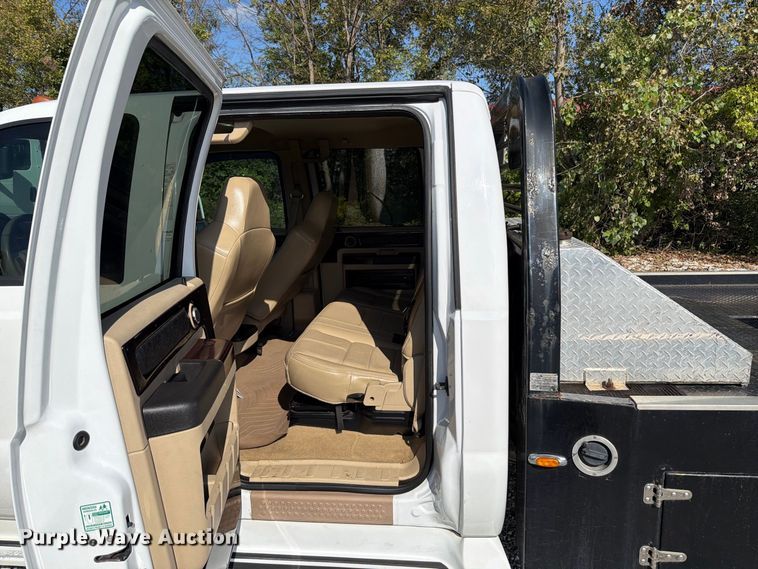 image for item FT6421 2008 Ford F550 Super Duty Crew Cab flatbed truck