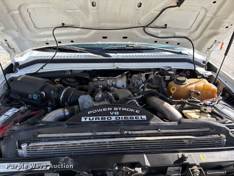 image for item FT6421 2008 Ford F550 Super Duty Crew Cab flatbed truck