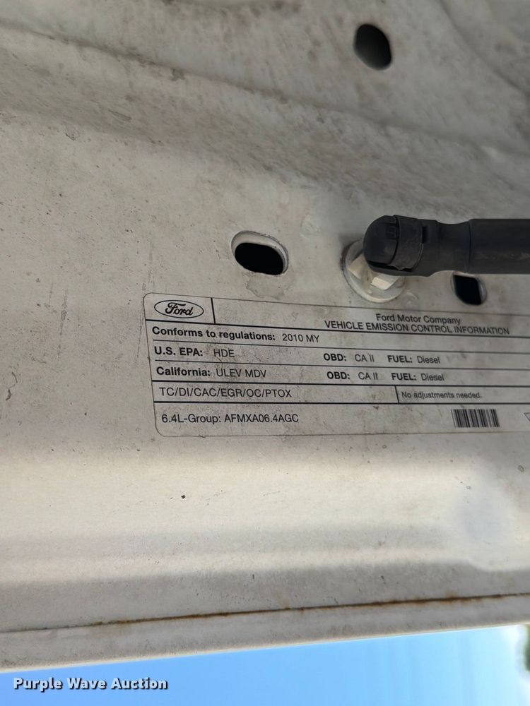 image for item FT6423 2010 Ford F250 Super Duty Crew Cab pickup truck
