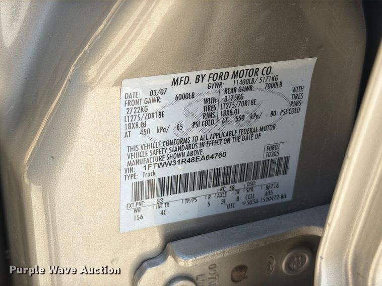 image for item FT6424 2008 Ford F350 Super Duty Crew Cab flatbed pickup truck