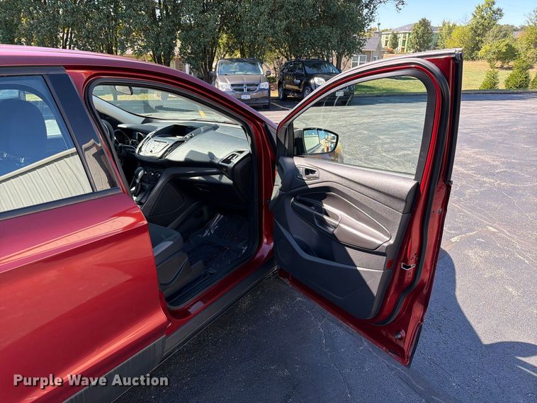 image for item FT6425 2014 Ford Escape SUV