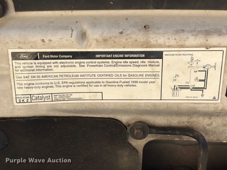 image for item FT6427 2004 Ford F250 Super Duty Crew Cab pickup truck