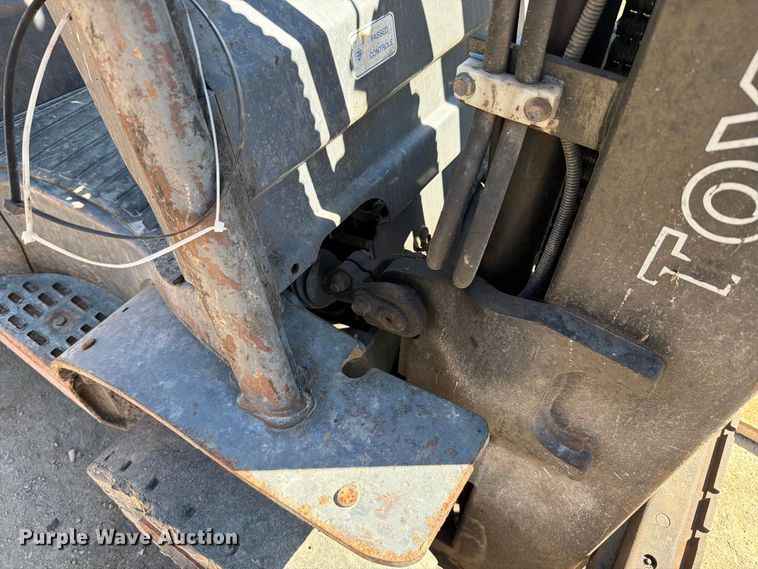 image for item FT6437 Toyota 8FGU25 forklift