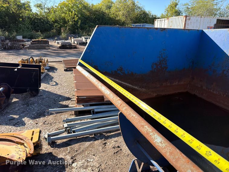 image for item FT6440 Vestil D-400-HD dump hopper