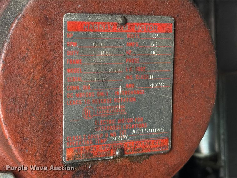 image for item FT6460 2015 International 4400SBA fuel truck