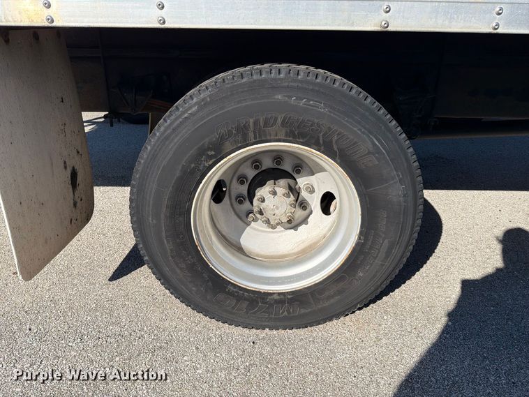image for item FT6462 2003 International 4300SBA box truck