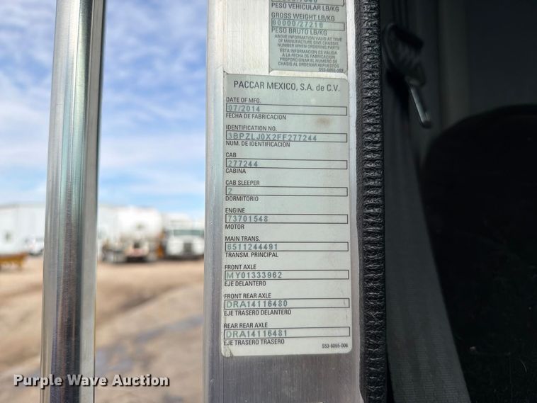 image for item FT6728 2015 Peterbilt 320 refuse truck