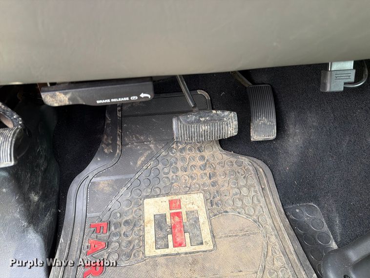 image for item FT6801 2005 Ford F350 Super Duty Amarillo Crew Cab pickup truck