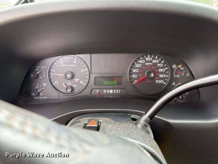 image for item FT6801 2005 Ford F350 Super Duty Amarillo Crew Cab pickup truck