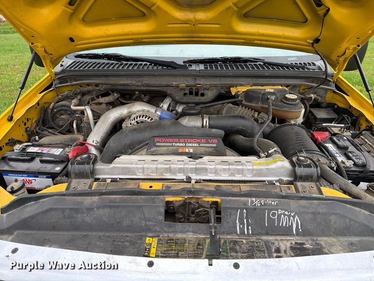 image for item FT6801 2005 Ford F350 Super Duty Amarillo Crew Cab pickup truck