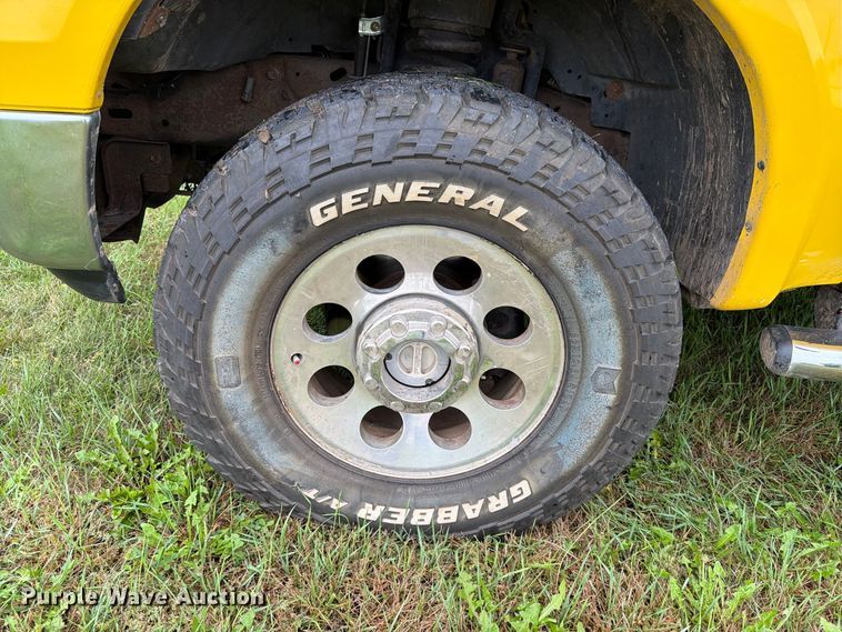 image for item FT6801 2005 Ford F350 Super Duty Amarillo Crew Cab pickup truck