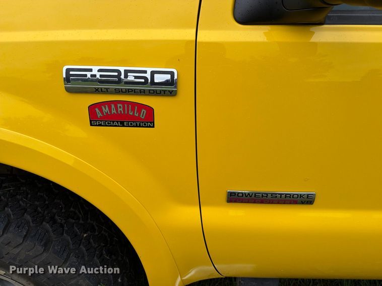 image for item FT6801 2005 Ford F350 Super Duty Amarillo Crew Cab pickup truck