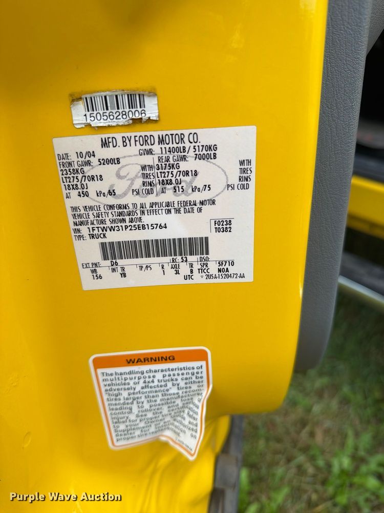 image for item FT6801 2005 Ford F350 Super Duty Amarillo Crew Cab pickup truck