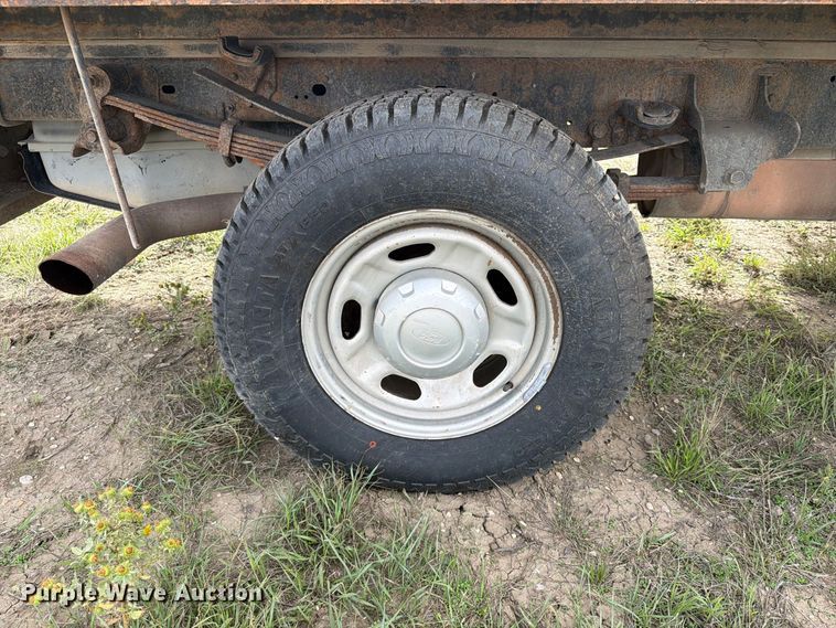 image for item FT6835 2012 Ford F350 Super Duty Crew Cab dump flatbed pickup truck