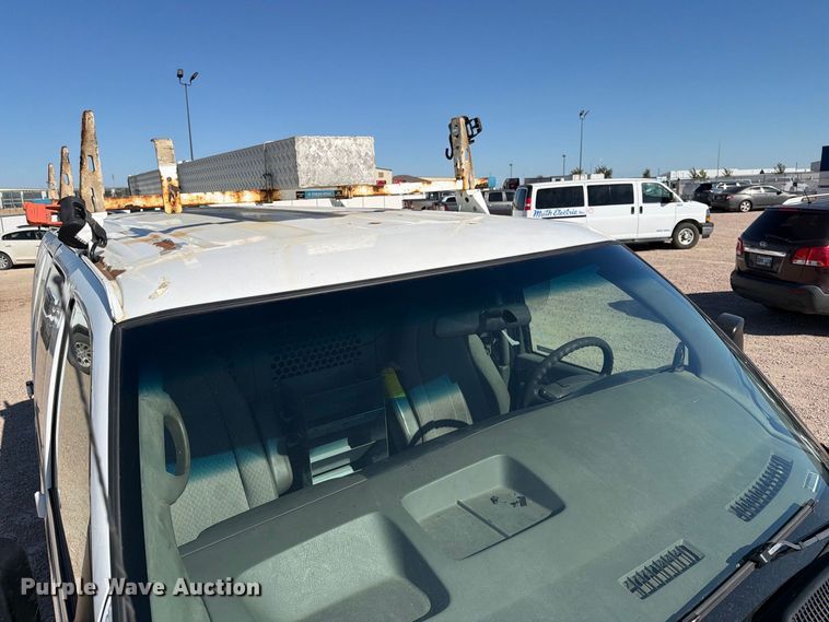 image for item FT6845 2007 Chevrolet Express 2500 van