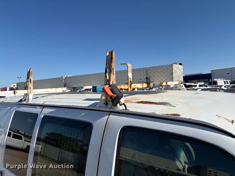 image for item FT6845 2007 Chevrolet Express 2500 van