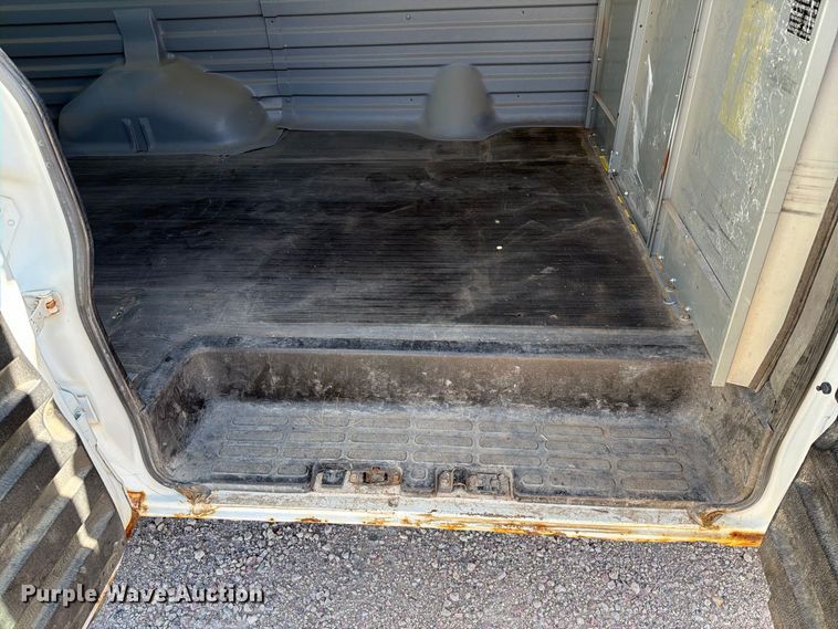 image for item FT6845 2007 Chevrolet Express 2500 van