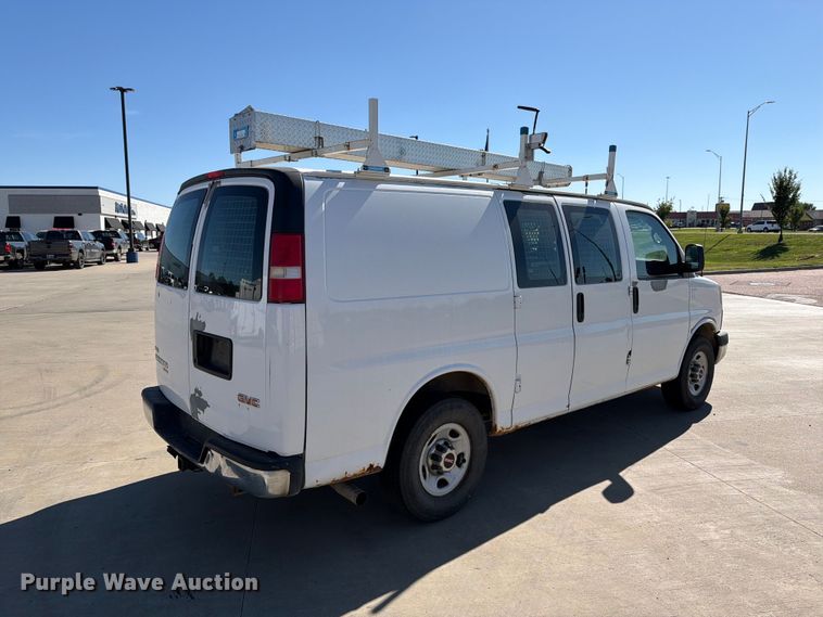 image for item FT6862 2012 GMC Savana 2500 