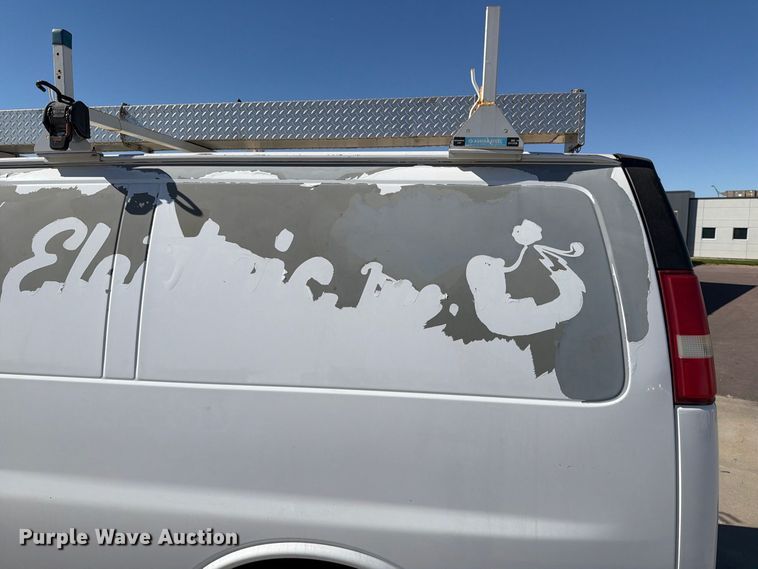 image for item FT6862 2012 GMC Savana 2500 