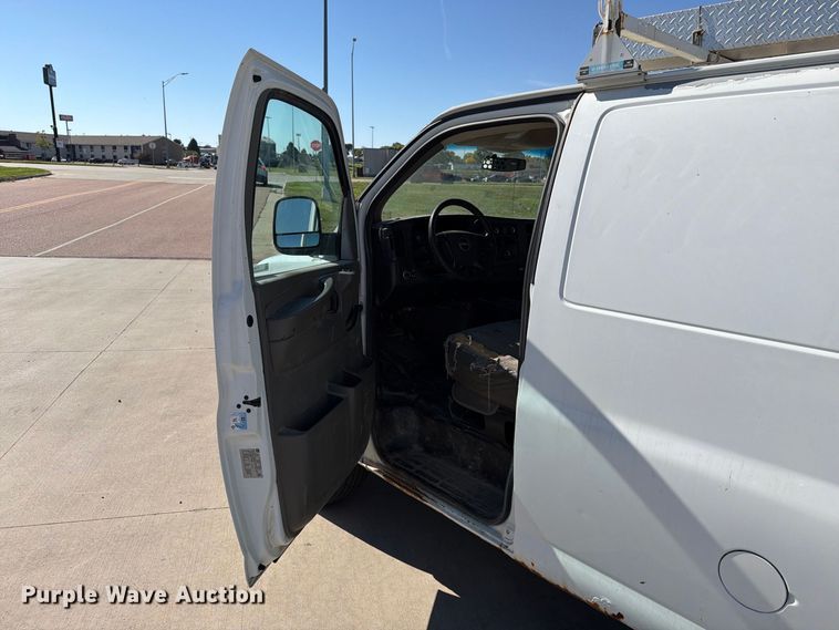 image for item FT6862 2012 GMC Savana 2500 