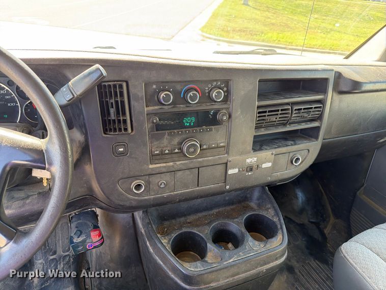 image for item FT6862 2012 GMC Savana 2500 