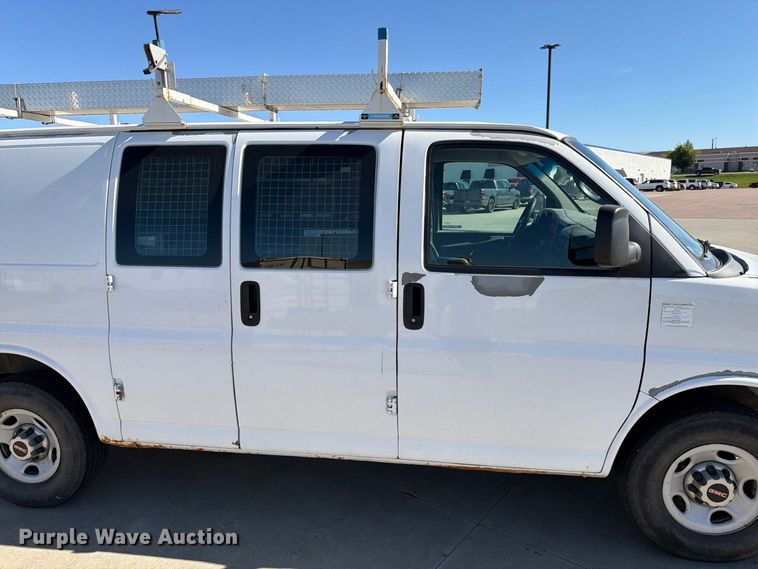 image for item FT6862 2012 GMC Savana 2500 