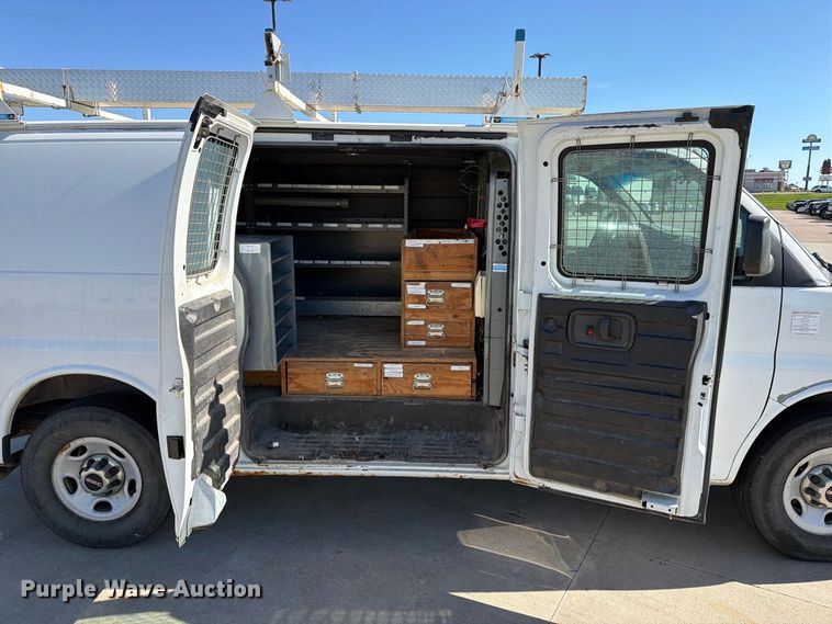 image for item FT6862 2012 GMC Savana 2500 