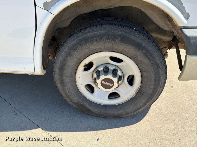 image for item FT6862 2012 GMC Savana 2500 