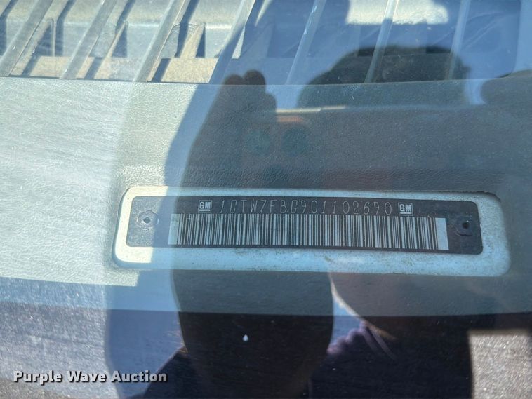 image for item FT6862 2012 GMC Savana 2500 
