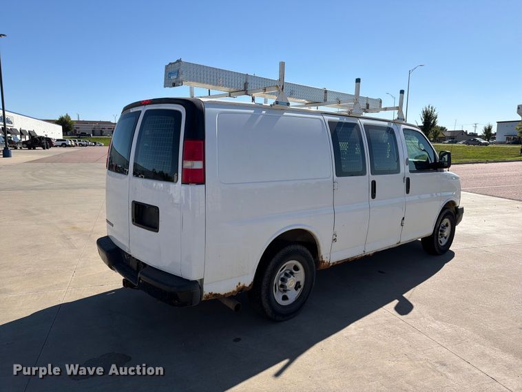 image for item FT6863 2009 Chevrolet Express 2500 