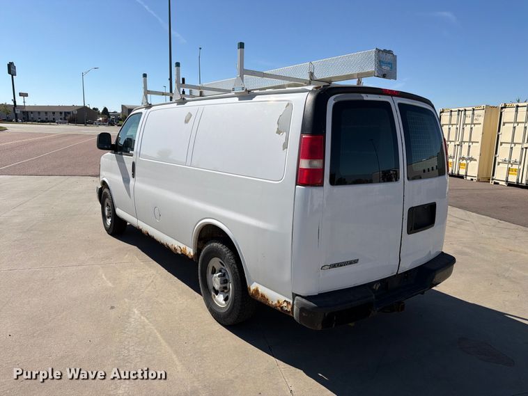 image for item FT6863 2009 Chevrolet Express 2500 